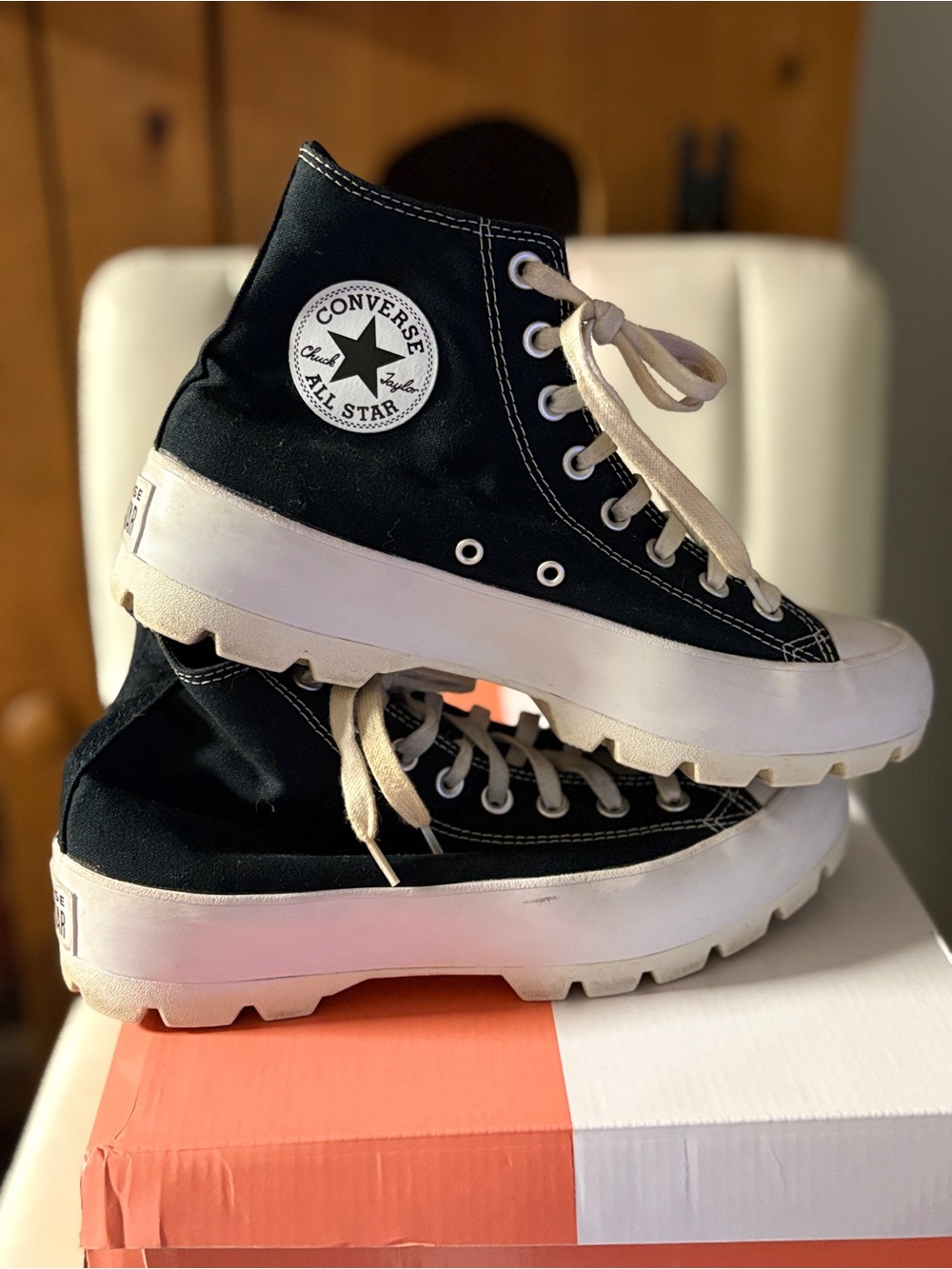 Converse Run Star Hike Hi Black White Platform High Top Sneakers Women’s 10